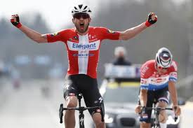 Mathieu van der poel won in dwars door vlaanderen, schreef de brabantse pijl op zijn naam en als kers op de taart volgde hij erik dekker op als laatste winnaar in de amstel gold race. Asgreen Besiegt Van Der Poel Im Schlusssprint Geniets Als Bester Luxemburger 52 Tageblatt Lu Tageblatt Lu