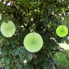 Hochzeitsdeko garten diy lichterkette licht im garten lichterketten deko fotos blumen gartenfest polterabend hochzeit deko ideen für die hochzeit. Hochzeitsdeko Set 3 Facher Grun