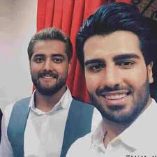 دانلود آهنگ ماکان بند آدم بده MP3 اصلی