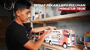 Maybe you would like to learn more about one of these? Ramai Peminat Ridwan Bisa Jual Puluhan Miniatur Truk Oleng Setiap Pekan Beta News