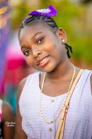 Look Into My Eyes added a new photo.