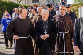 Attention given to favouring and promoting the fruits of good , but this does not mean an authentication of known events. Preminuo Biskup Henryk Hoser Apostolski Vizitator Hrvatski Medijski Servis