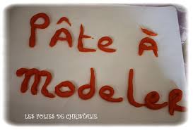 Pate A Modeler Sans Poudre D Alun Les Folies De Christalie Ou Quand La Cuisine Devient Passion En 2020 Poudre D Alun Pate A Modeler Pates