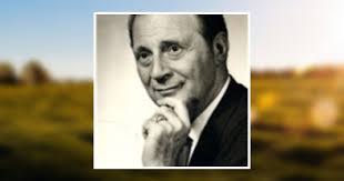 Frank Thayer's Instagram, Twitter & Facebook