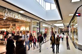 City park mall is a large shopping mall located in constanţa, romania. Noi Magazine In City Park Mall ConstanÈ›a Profit Ro