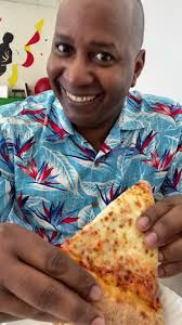 Here's how our Pizza Refill works 🍕 1️⃣ Bring in any empty pizza box ...