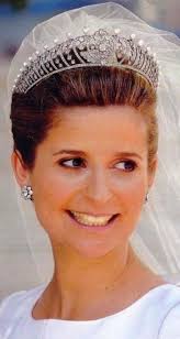 Sara Gabor, . . . . . . . . . Zsa Zsa Gabor