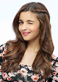 Alia S Encyclopedia On Twitter Alia Bhatt Hairstyles Alia Bhatt Photoshoot Alia Bhatt Cute