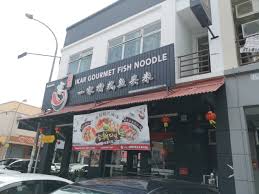 Conveniently nested in the center of nusa bestari, bestari heights offers tropical paradise resort living just minutes away from bustling. Food Blog Ikar å®¶ç‰¹å¼é±¼å¤´ç±³ æ–°å±±åˆ†åº— Bibz Eats