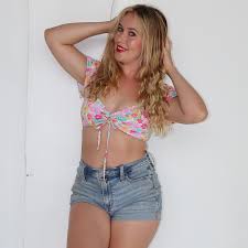 Kylie La Gringa King - YouTube