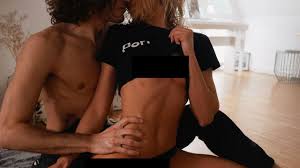 Porno amateur : ils ont choisi de se filmer pour gagner leur vie | Les Echos