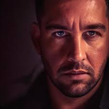 Had the pleasure of jamming a few songs with this guy last night! 😎  seriously cool musician! What a great way to start the weekend. Hope to see  you all tonight in