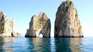 Jul 01, 2021 · il dossier mare monstrum 2021 di legambiente,. Capri Faraglioni Devastati Per Raccolta Datteri Di Mare 19 Misure Cautelari