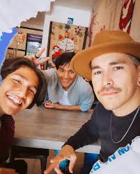 Manuel Ambriz (@spacetravelergo) • Instagram photos and videos