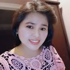 ဆရာကြီး #ဦးရွှေအောင် စာအုပ်များ ( ၁၁ ) အုပ်ပါခင်​ဗျာ ပဲခူးတိုင်း၊  က၀မြို့နယ်၊ ဖလေးရွာတွင် အဖ ဦးစု၊ အမိ ဒေါ်အုန်းရှင်တို့က ၁၉၂၈-ခု၊ ဇွန်လ ...