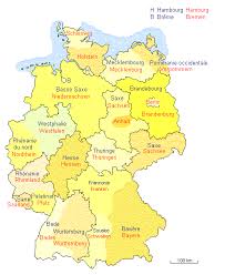 Groupe de 20 timbres, principalement dune rda denviron quatre timbres (dont deux non indiqués) qui sont le deutsche bundespost. Carte Regions Allemagne Lander Lexilogos