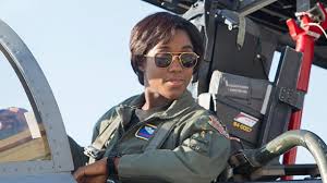 In the comics, monica already glows like her superpowered aunt carol. Captain Marvel Brie Larson On Carol S Relationship With Maria Rambeau
