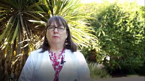 A man works in a laboratory of sinovac biotech in beijing on sept. Vivian Luchsinger Y Efectividad De Vacuna Sinovac Si Evita La Enfermedad Grave Y Moderada Es Una Buena Noticia Duna 89 7 Duna 89 7