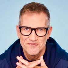 John Hoffman (@JohnnyHoffman)