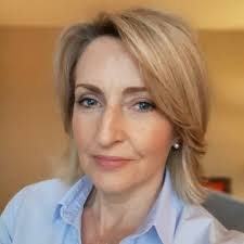 Jennifer Scullion's Instagram, Twitter & Facebook