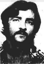 Robbery suspects at large