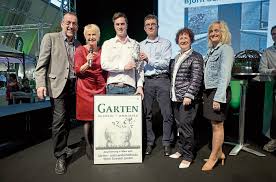 In den bereichen gartengestaltung, historische entwicklung von gärten, vermessungslehre und planung von gärten ausgebildet. Silber Fur Raffinierten Lauben Garten Nurtinger Zeitung