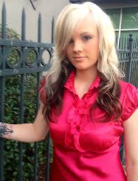 She was blonde on top and dark on bottom… Platinum Top Dark Bottom Hair Styles Long Hair Styles Hair