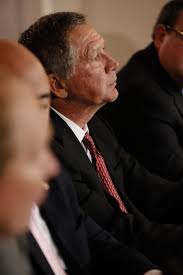 Kasich, lawmakers cutting $400 million a year from proposed state budget