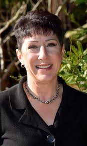 Sequoia Park Zoo Foundation Welcomes Leigh Pierre-Oetker as New Executive  Director