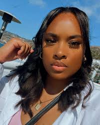 It's not the diamonds. It's not the pearls. I'm THAT girl.” 10/2 ♎️ Cheers  to another year, 35! 💕✨🍾