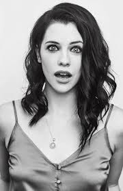 In reality my biggest fear phobia is spiders scorpions and Bats 🦇 🦂 🕷  😨😨😨 I'm stuck in the game daily with the same problem 🦂🕷 🦇 🥹🥹🥹  Dear developer replace them