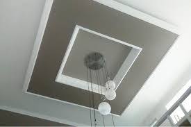 Jika dibandingkan dengan jenis triplek dan gypsum, ukuran plafon eternit jauh lebih mungil, yakni sekitar 100 x 50 cm. Keunggulan Plafon Jenis Grc