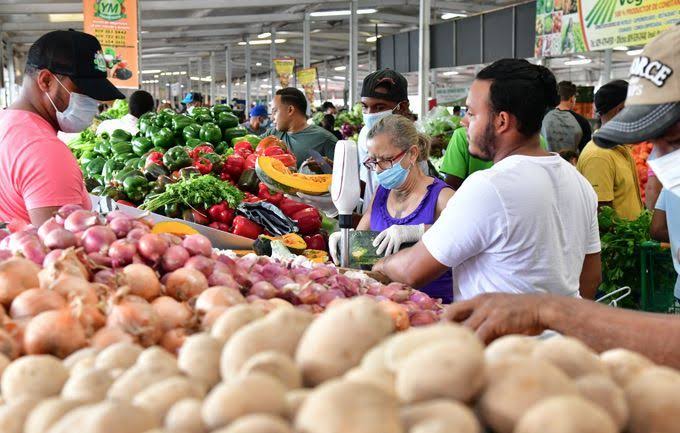 La comida sigue cara,dicen comerciantes de los mercados - El Constituyente