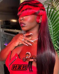 Alexia Smith's Instagram, Twitter & Facebook