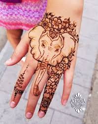 1001 Ideas For Mehndi The Gorgeous Indian Henna Tattoo Art Elephant Henna Designs Henna Tattoo Henna Designs Hand