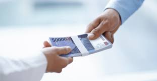 Dalam keputusan tersebut, umr tingkat i yang dikelola oleh provinsi berganti nama menjadi ump, sementara umr. Gaji Umr Cukup Untuk Sebulan Ketahui Tips Mengelolanya Mylife