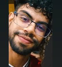 NOTA DE FALECIMENTO Faleceu aos 21 anos de idade o jovem Daniel Lins de  Oliveira, seu corpo vai ser velado apartir das 19 horas deste sábado dia  (8) no Centro de Velório