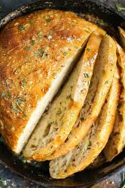 No Knead Rosemary Bread Recette En 2020 Avec Images Recette Artisanale