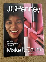 People Magazine October 9, 2023 GWEN STEFANI ,Taylor & Travis Date Night.