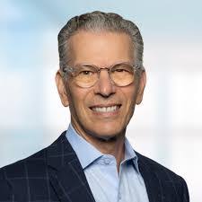 Erek Highman's Instagram, Twitter & Facebook