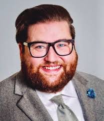 Pedro Pompa's Instagram, Twitter & Facebook