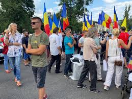 Conform teoremei fundamentale a unitatilor de masura, raportul valorilor numerice ale permitivitatii electrice absolute a vidului in cele doua sisteme. Video Update Jandarmeria A Dat Amenzi De Peste 16 000 De Lei Un Grup De 200 De Persoane FÄƒrÄƒ MÄƒÈ™ti ProtesteazÄƒ È™i RecitÄƒ RugÄƒciuni In PiaÈ›a Victoriei Impotriva Carantinei Evenimentul A Fost Organizat
