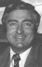 Maxine Lockhart's Instagram, Twitter & Facebook