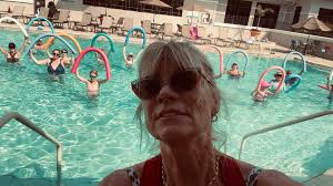 What a FANTASTIC turnout at one of our recent Aqua Zumba classes! 30!!  Thank you to Sandy for always keeping us fit and entertained!