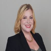 Lauren Carson's Instagram, Twitter & Facebook