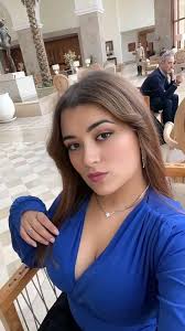 Babe promise me you will never end our relationship! Will you marry me baby  I got you a diamond ring 💍 babe I'm going to sing for you every night  before going