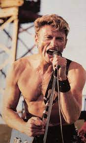 Ventes de 45 trs et maxi 45 trs en france (retours déduits) en 1985 : Johnny Hallyday Ses Plus Belles Photos