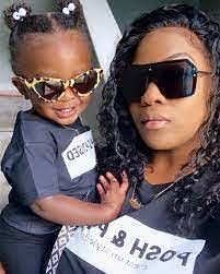 Dionne Kidd's Instagram, Twitter & Facebook