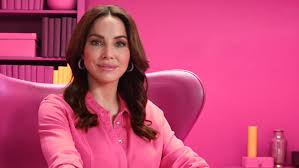 Whitney Cummings Encourages Women to Un-apologise on Vagina Appreciation  Day | LBBOnline