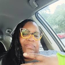 Lakeisha Knowles's Instagram, Twitter & Facebook